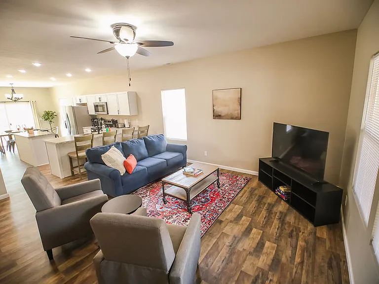 1805 S Courtland Ave — Photo 3