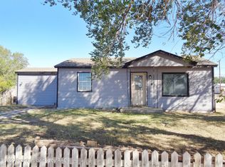 921 Twichell Ave, Dumas, TX 79029