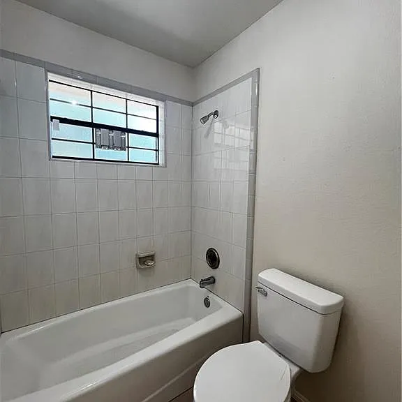 1703 Sunrise Ln — Photo 18