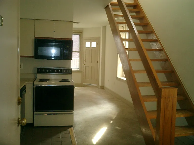 607-n-16th-st-b-2-2