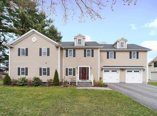 4 Philip St, Medfield, MA 02052