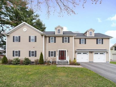 4 Philip St, Medfield, MA, 02052