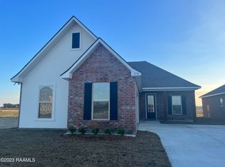 114 Ridley Ln, Youngsville, LA 70592
