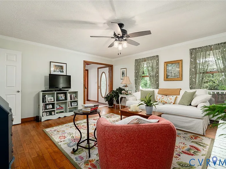 12182 Woodson Farm Ln — Photo 6