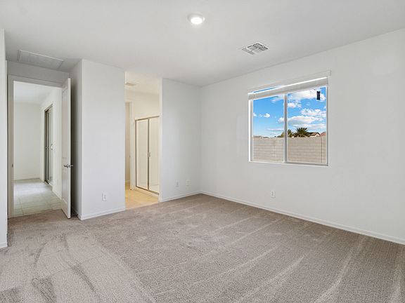 Destination at Gateway - Jasmine Interior Image 4