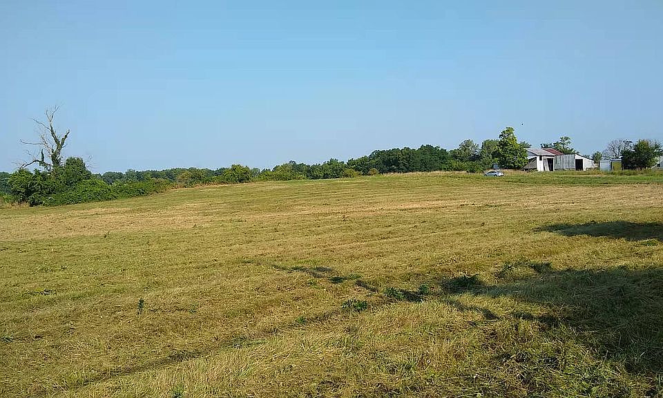 2nd image of 6068 State Highway 61