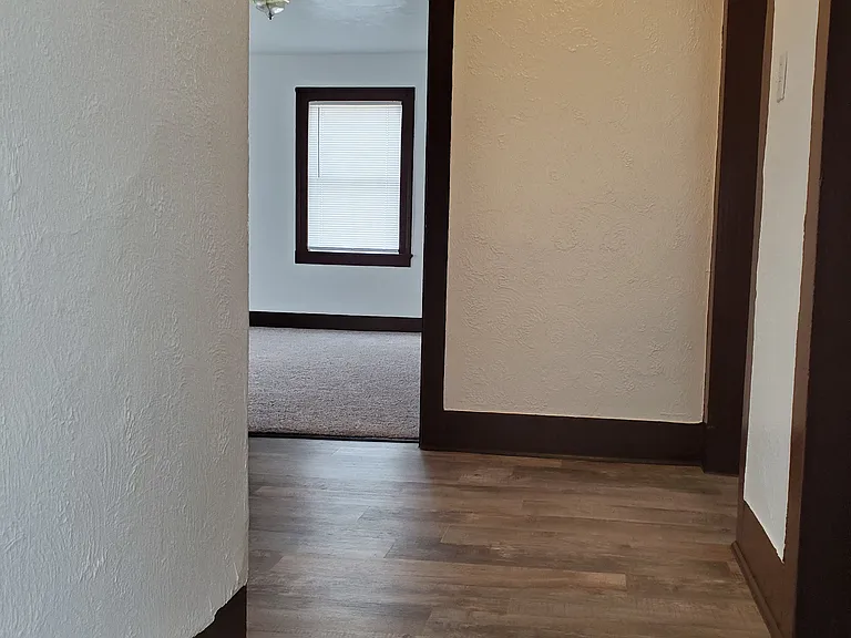 904 Federal Ave NE — Photo 9
