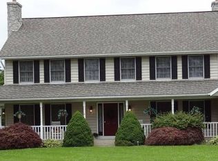 701 Schwenk Ml, Perkasie, PA 18944