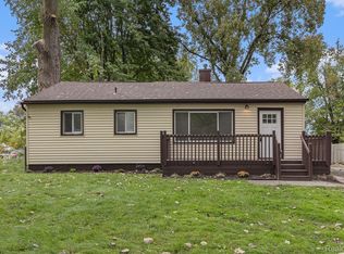 46012 Reed St, Belleville, MI 48111
