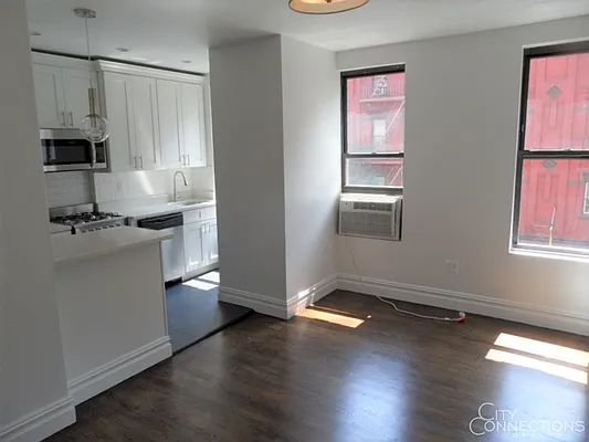 Rented by City Connections Realty | media 1