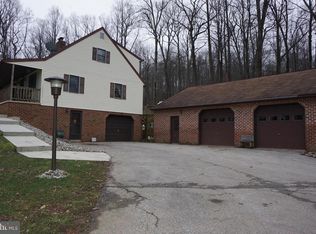 5800 Crone Rd, Dover, PA 17315