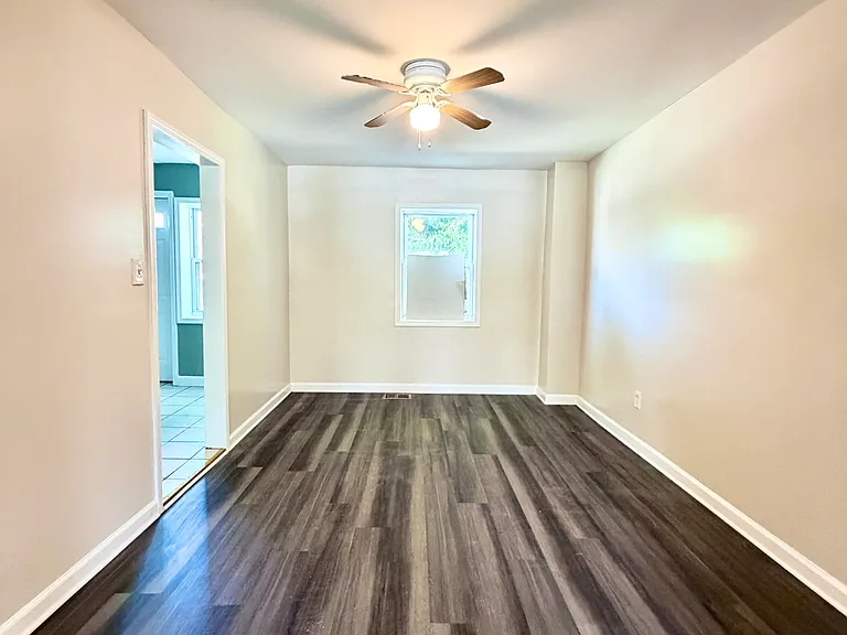 5417 Nelson Ave — Photo 6