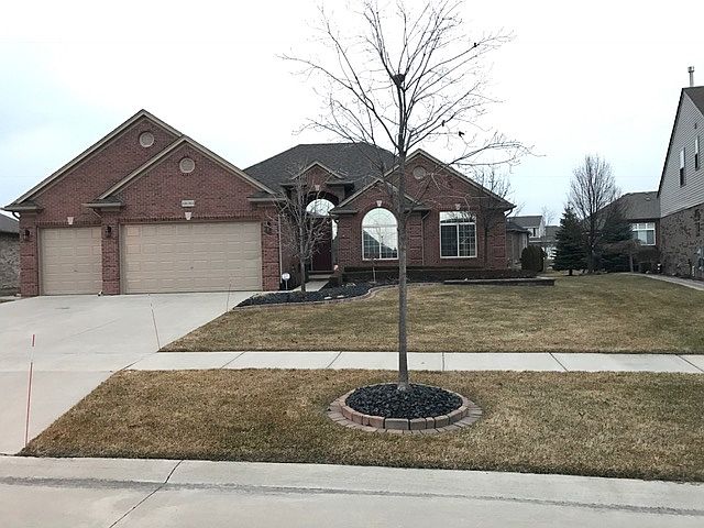 1st image of 18181 Crenshaw Dr