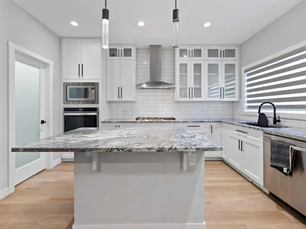 149 S Corner Ridge Mews NE, Calgary, AB T3N 1X5