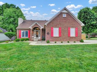 411 Circle Valley Dr, Louisville, KY 40229