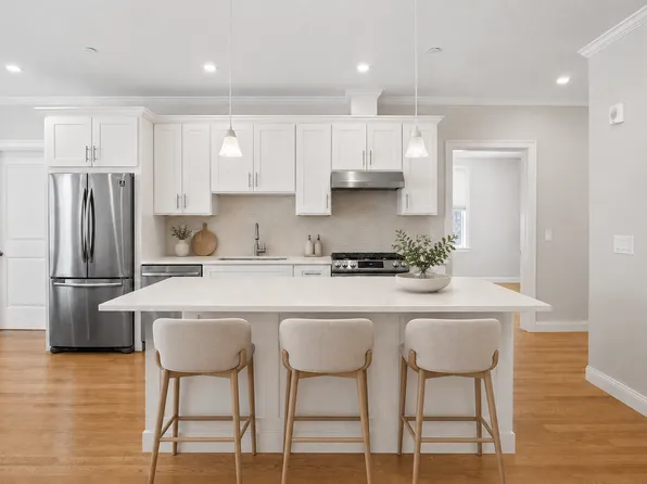 54 Waverly St #1, Brighton, MA 02135