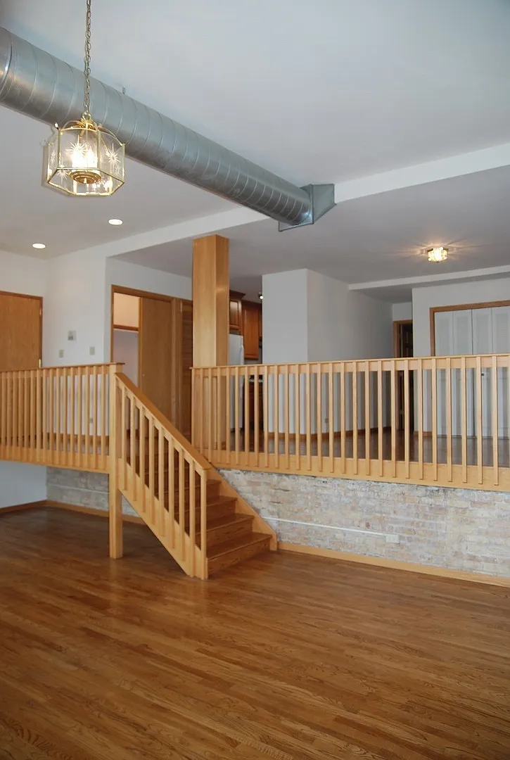 2417 N. Western — Photo 3