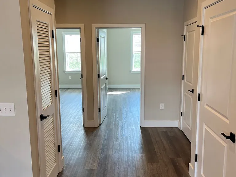 Salem Run Apartments Phase 2 — Photo 77