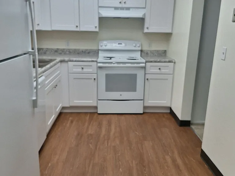 Woodstone Apartments — Photo 15