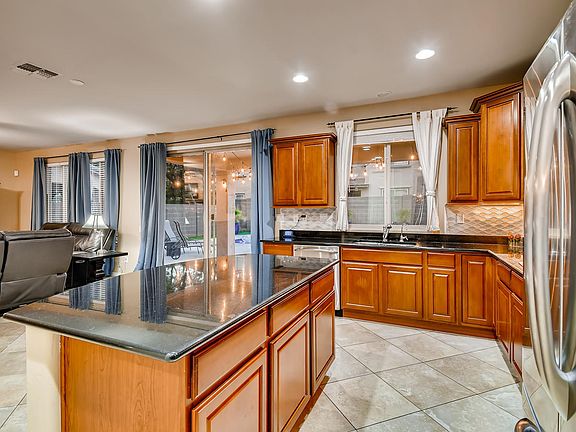 4th image of 21610 N 39th Ter