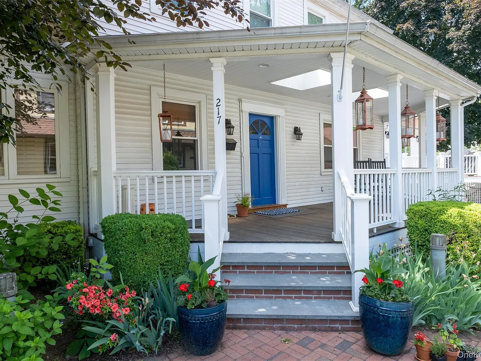 5 bed, 5.0 bath, 3121 sqft, $11,600 — Photo 4