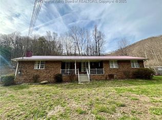 9189 Daniel Boone Pkwy, Foster, WV 25081