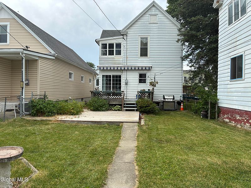 3rd image of 464 8th Avenue