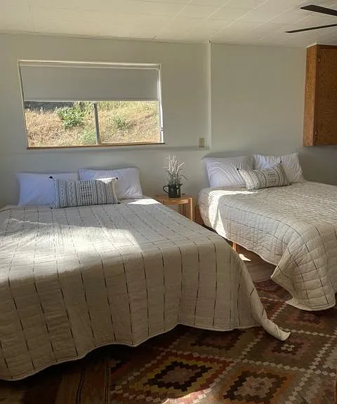 Bed room 3 (2 Full Beds) : Lower Floor