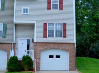 60 Westfield Pl, Athens, OH 45701