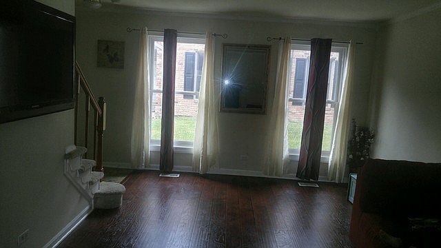 2nd image of 1705 Bristol Walk