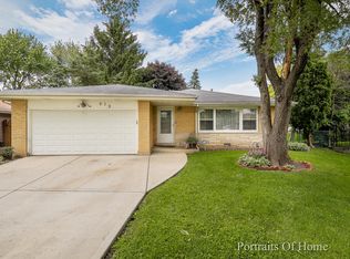 870 E Marshall Ct, Palatine, IL 60074