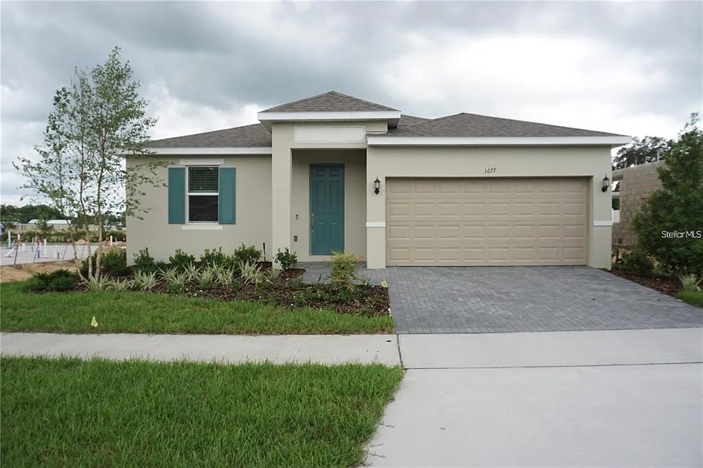 3 bed, 2.0 bath, 1500 sqft, $2,050 — Photo 1
