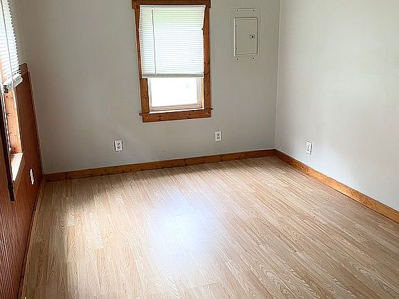 Large bedroom 
