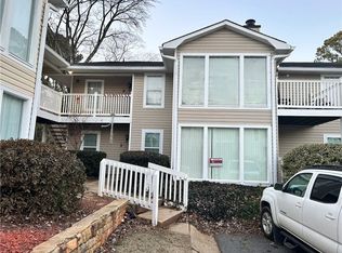 702 Augusta Dr SE, Marietta, GA 30067