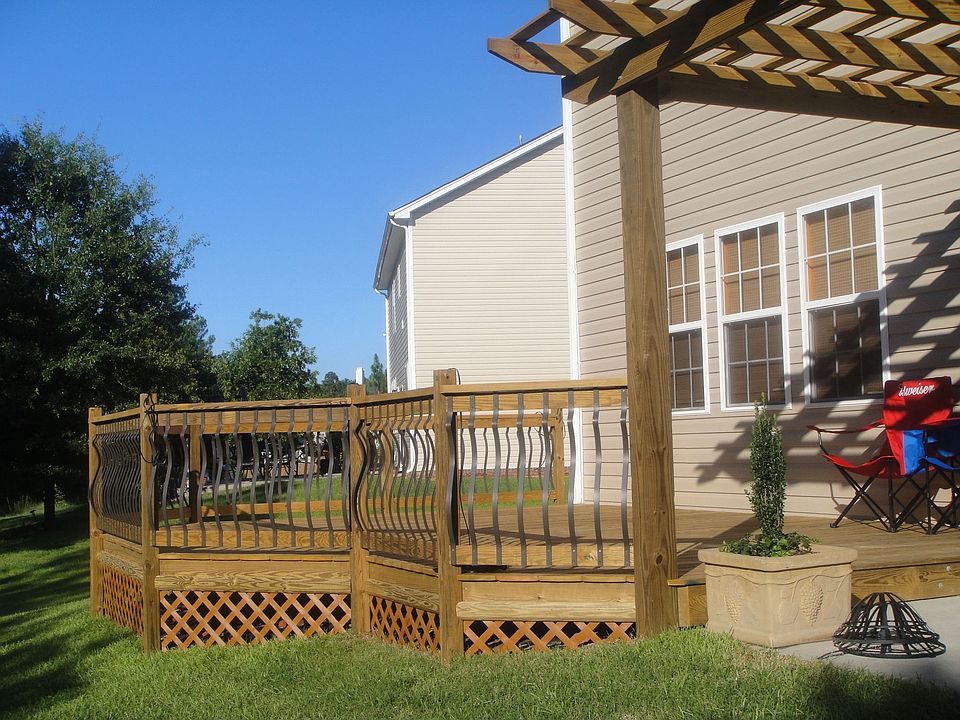 16x20 back deck w/ purgola