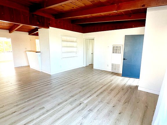3rd image of 710 Rawl Pl