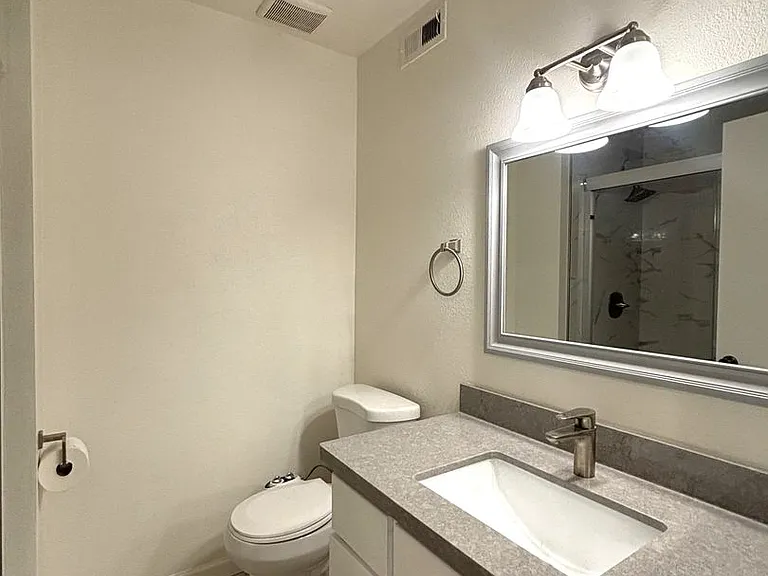 43090 Scofield Ct — Photo 12