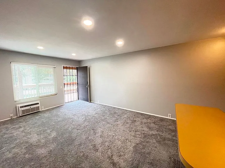 6366 Rancho Mission Rd #808 — Photo 2