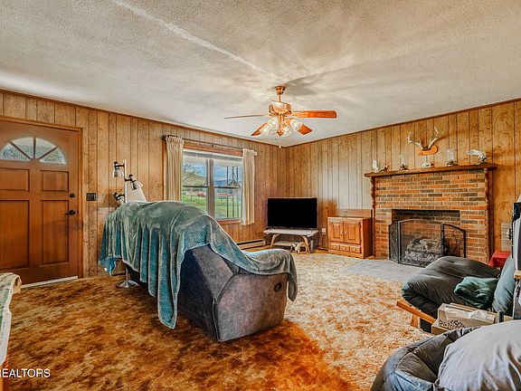 4th image of 1125 Old Snapps Ferry Rd