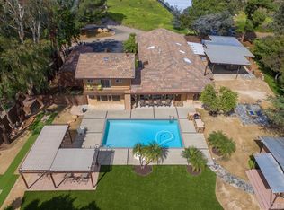 235 Country Garden Ln, San Marcos, CA 92069