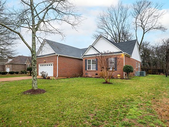 2nd image of 110 Bell Grove Dr