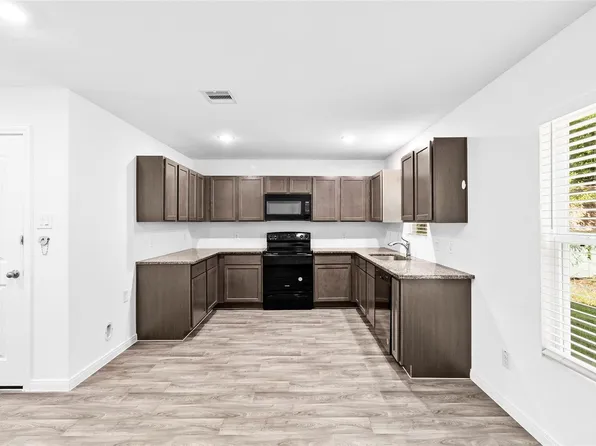 189 Curry St, Livingston, TX 77351