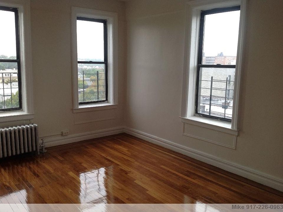 2nd image of 1790 Weeks Ave APT 3B