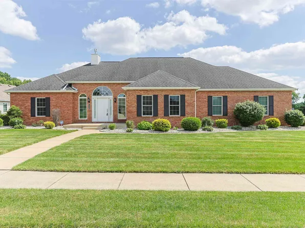 1360 Deerfield Ct, South Bend, IN 46614