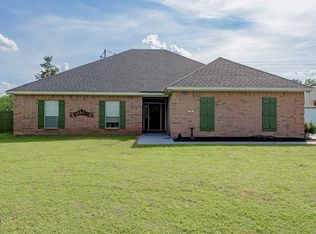 124 Family Cir, Benton, LA 71006
