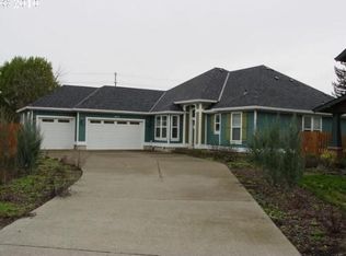 1813 N Barlow St, Cornelius, OR 97113
