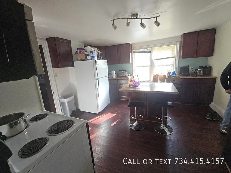 430 S 4th Ave #1 — Photo 16