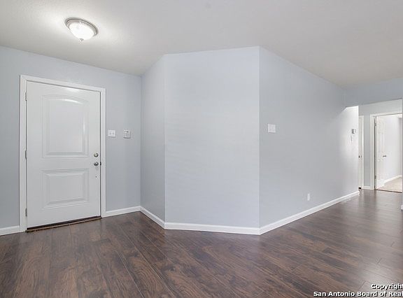 3rd image of 7115 Western Trail Dr