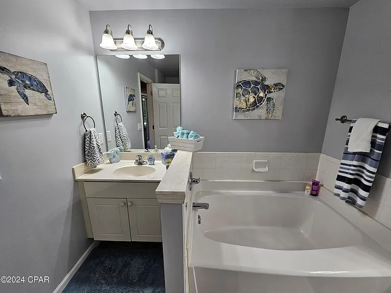 203 Brunswick Blvd — Photo 6