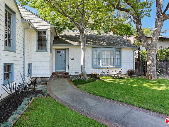 2nd image of 4224 Francis Ave